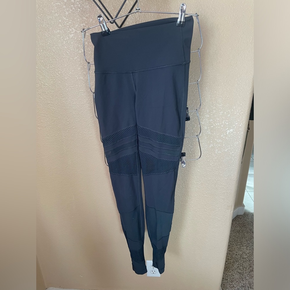 Lululemon size 4 leggings. Gently used